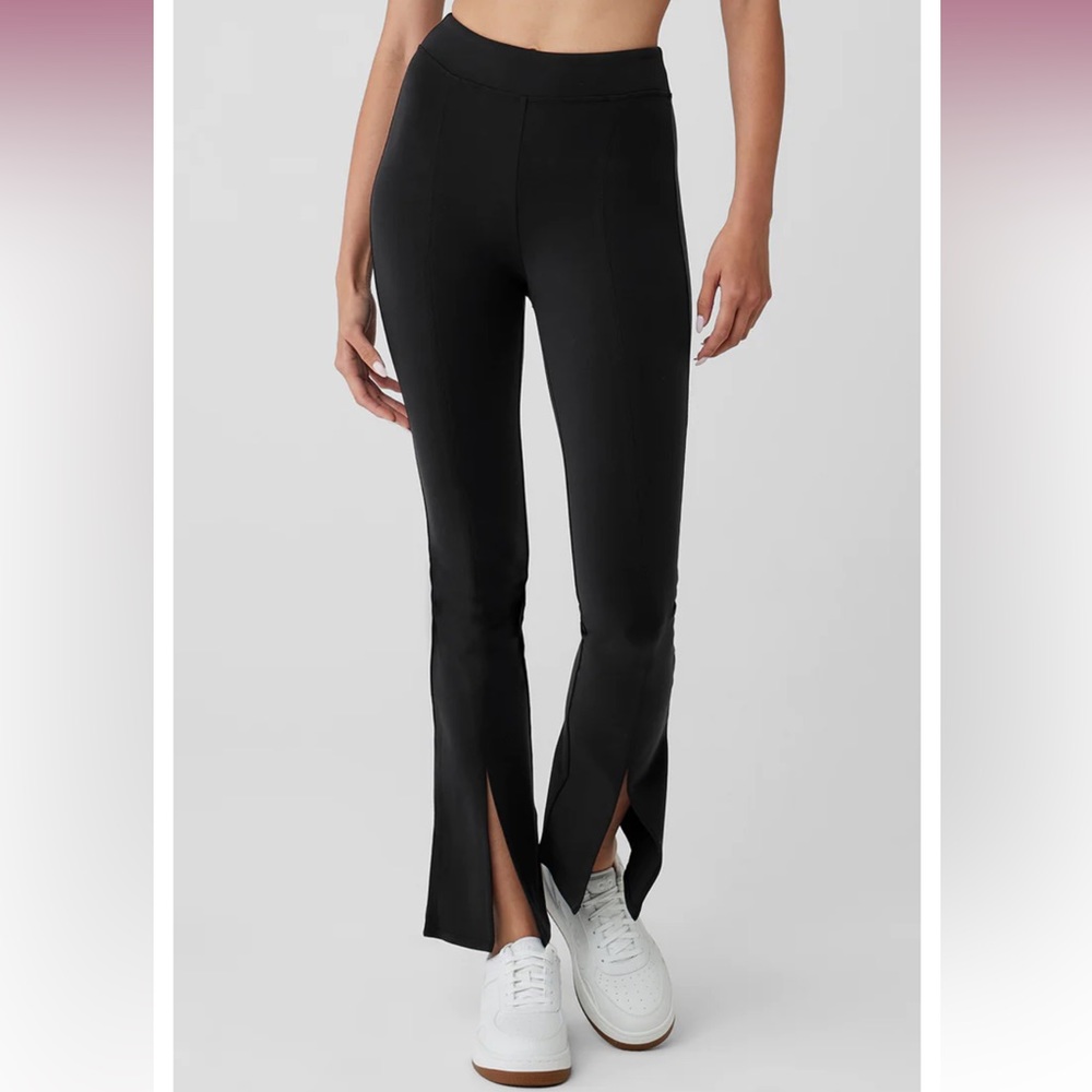 Alo Yoga Airbrush 7/8 High Waist Flutter Legging